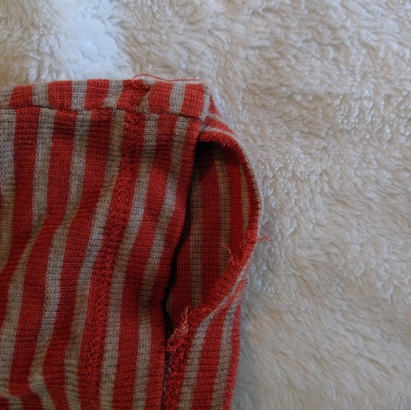 bordeaux paneled pinstripe top size M - Picture 4 of 4